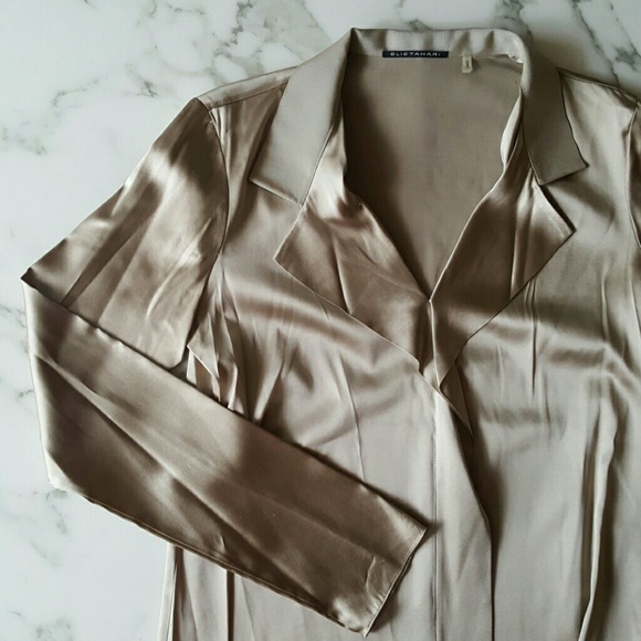 95% Silk Elie Tahari Blouse - Picture 2 of 7
